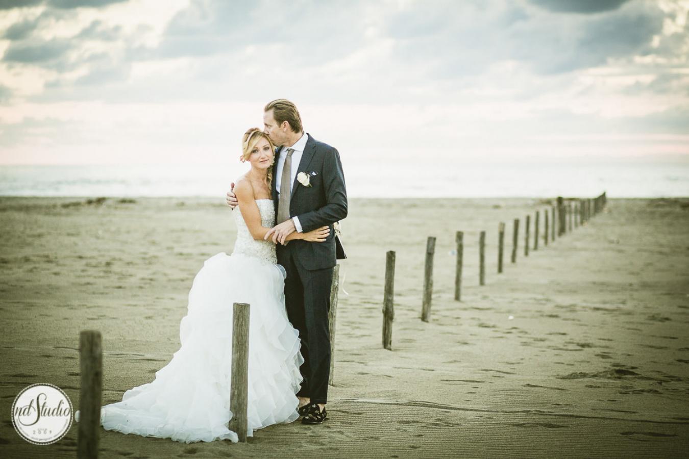 foto  Luca e Ylenia - Wedding by the sea in Tuscany