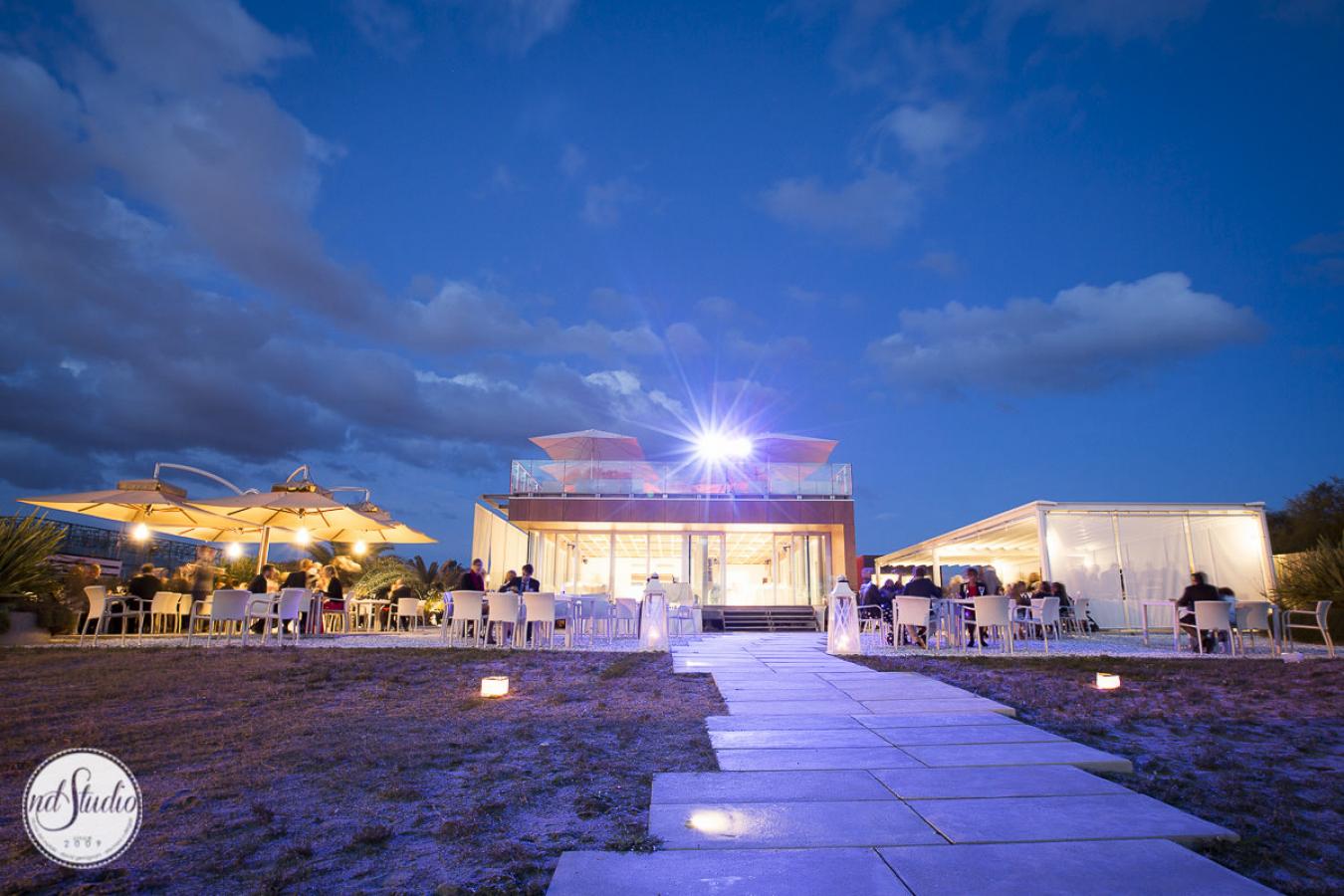 foto  Luca e Ylenia - Wedding by the sea in Tuscany