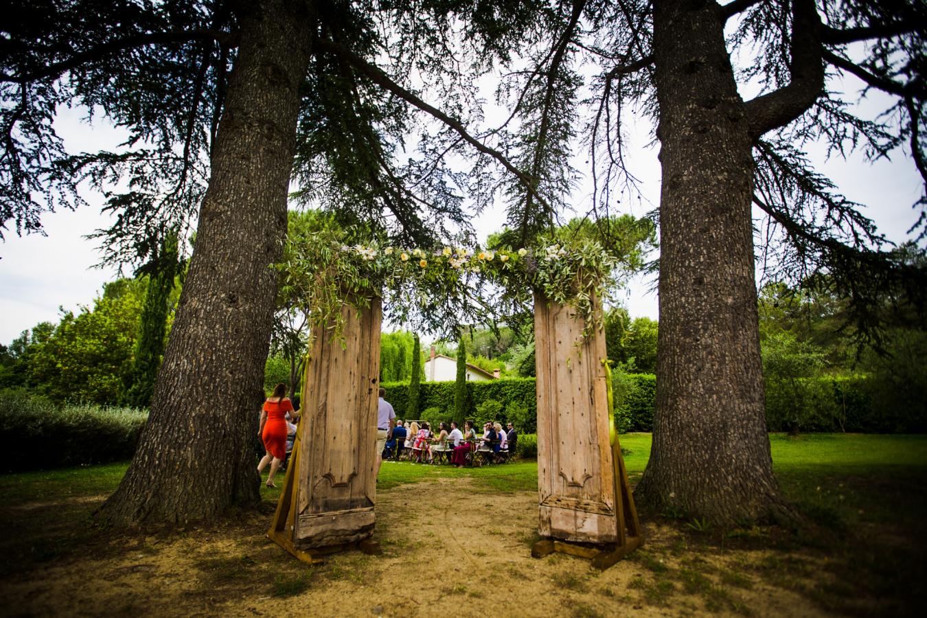 foto  Ceremony out of scheme in Montaione