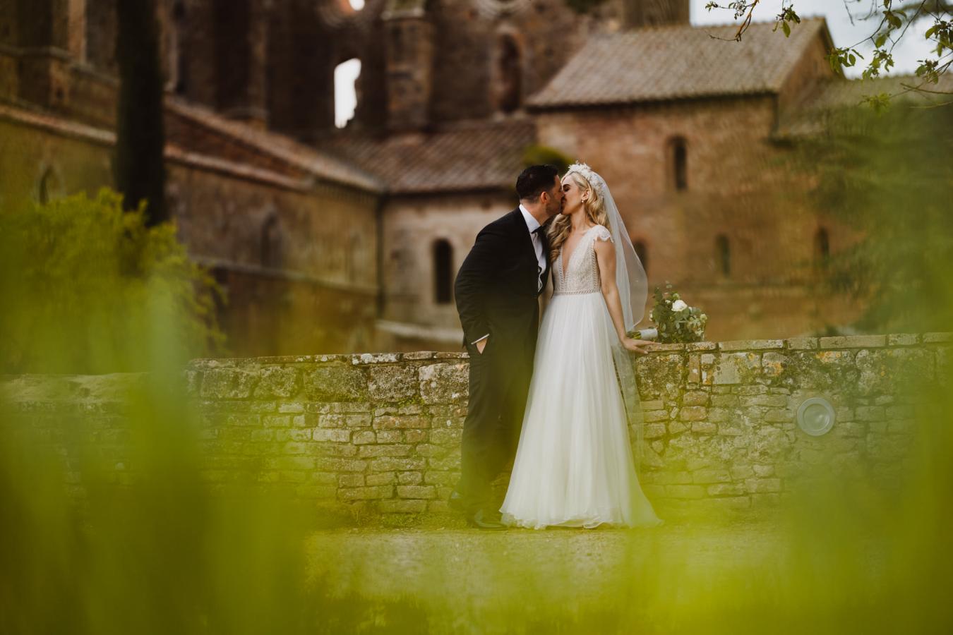 foto  Wedding in the San Galgano Abbey