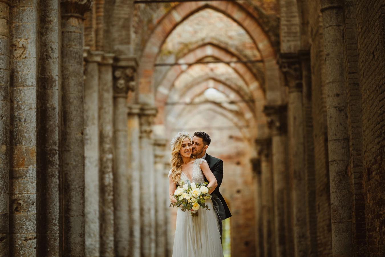foto  Wedding in the San Galgano Abbey