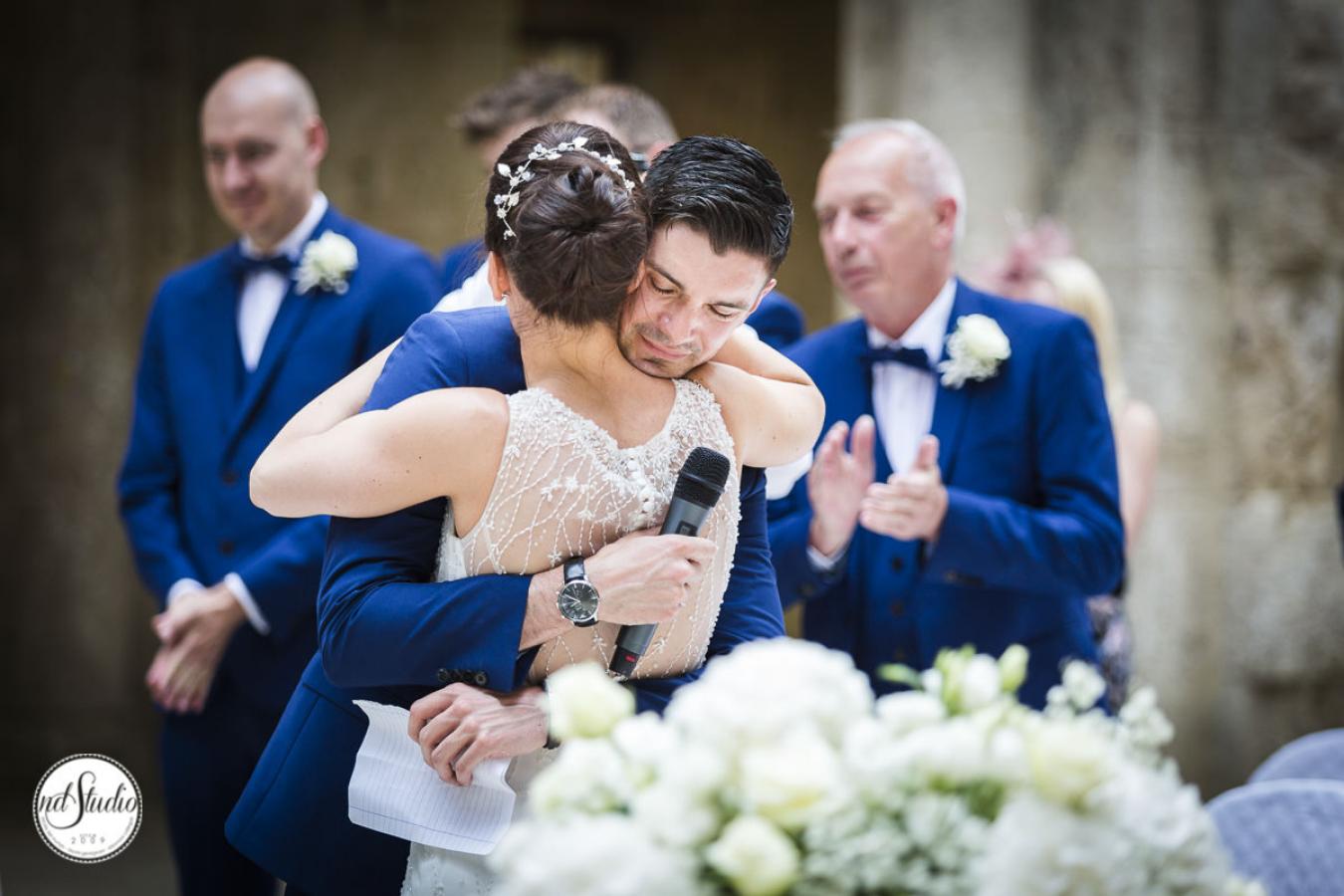 foto  Alex and Nicolle - Wedding in San Galgano Abbey