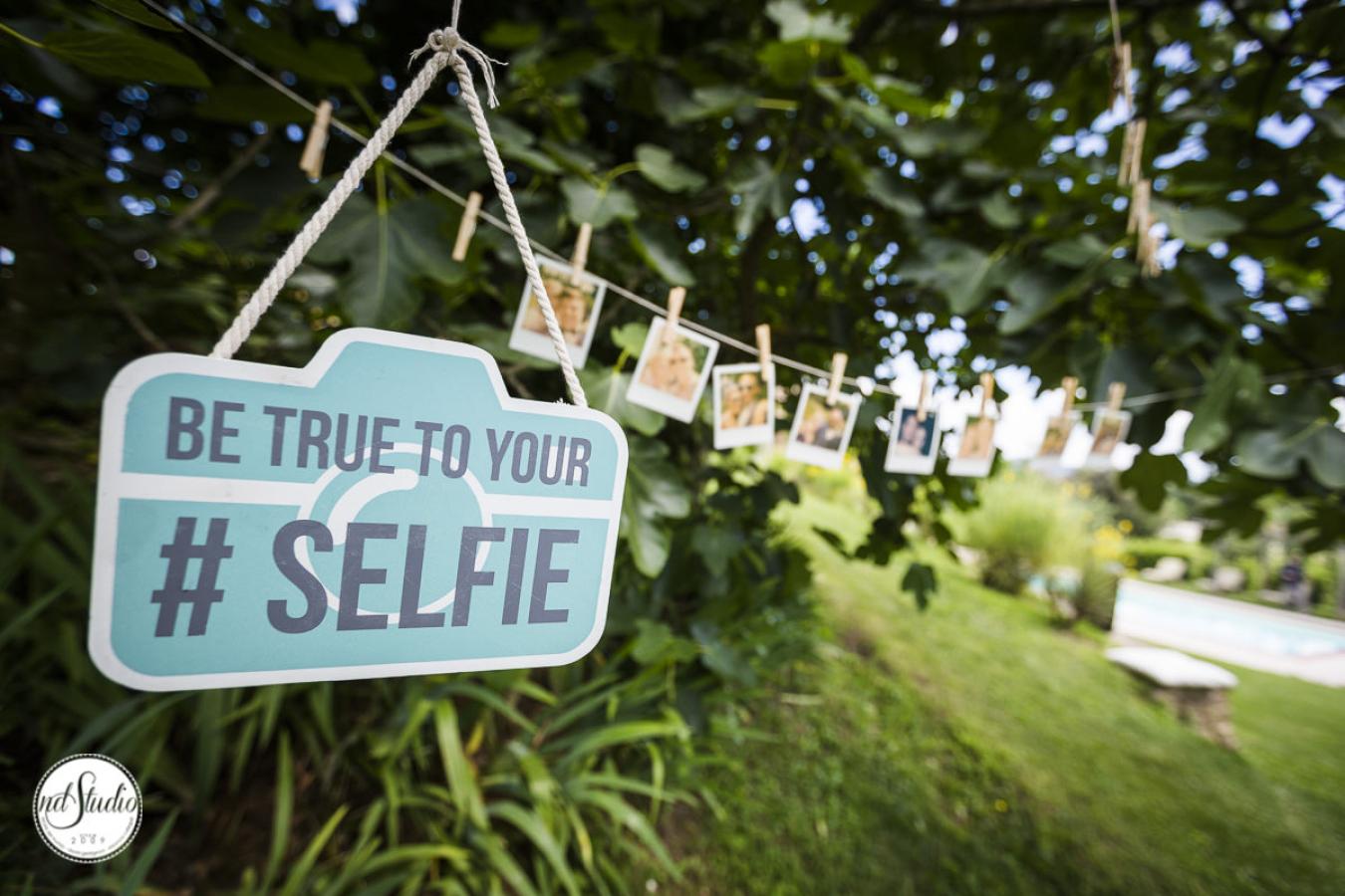 foto  Alex and Nicolle - Wedding in San Galgano Abbey