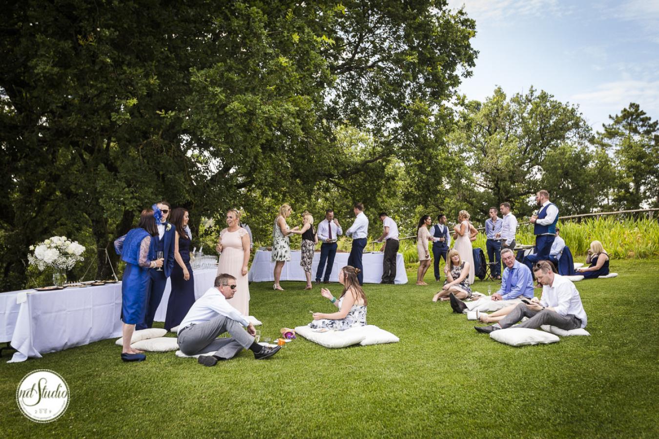 foto  Alex and Nicolle - Wedding in San Galgano Abbey