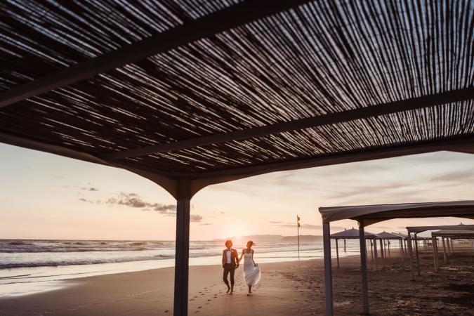 
	beach wedding in Versilia
