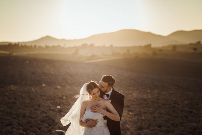 
	wedding photo in the Tuscany countryside
