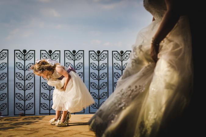 
	bride and a kid

