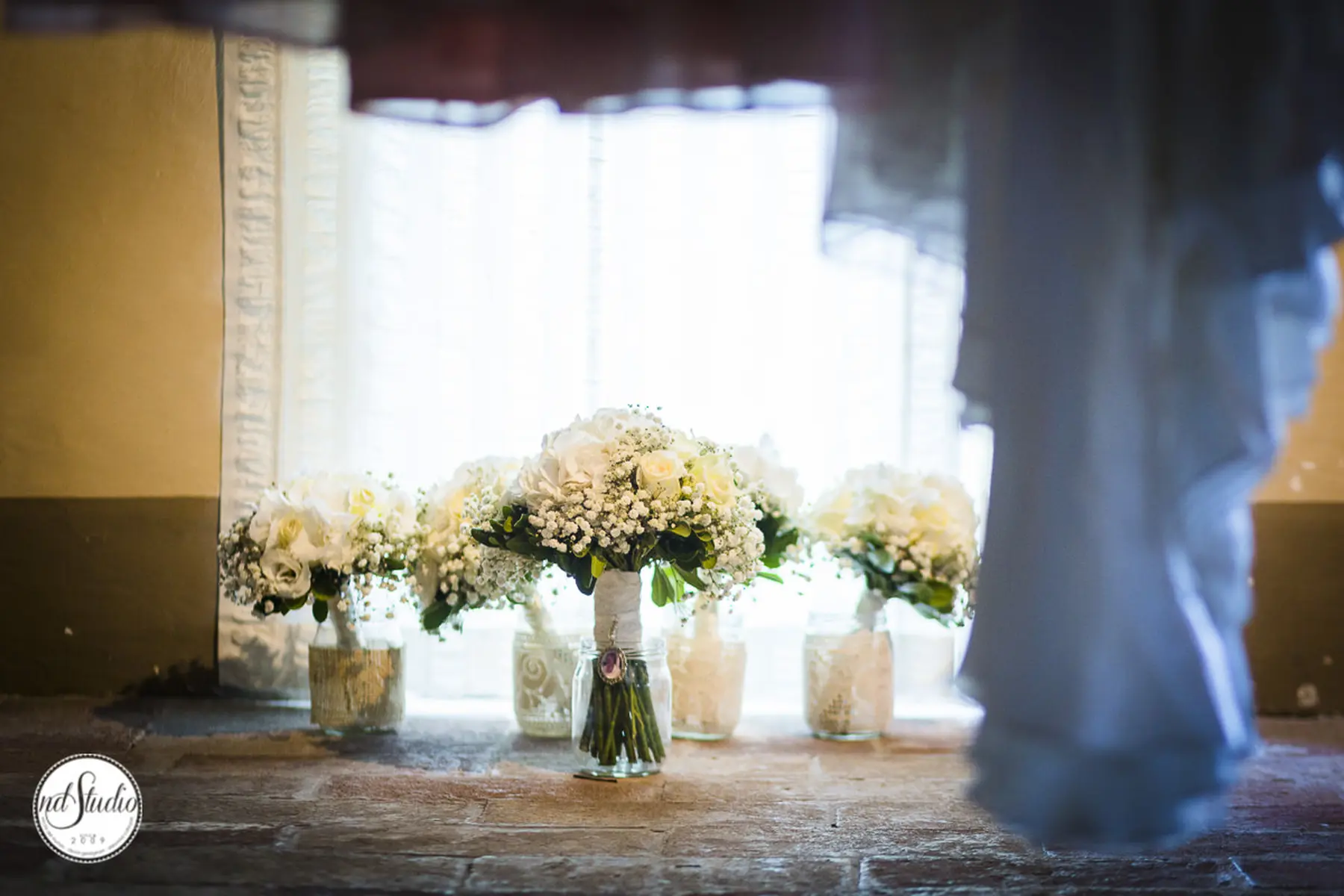 Alex and Nicolle - Wedding in San Galgano Abbey - Picture n. 5