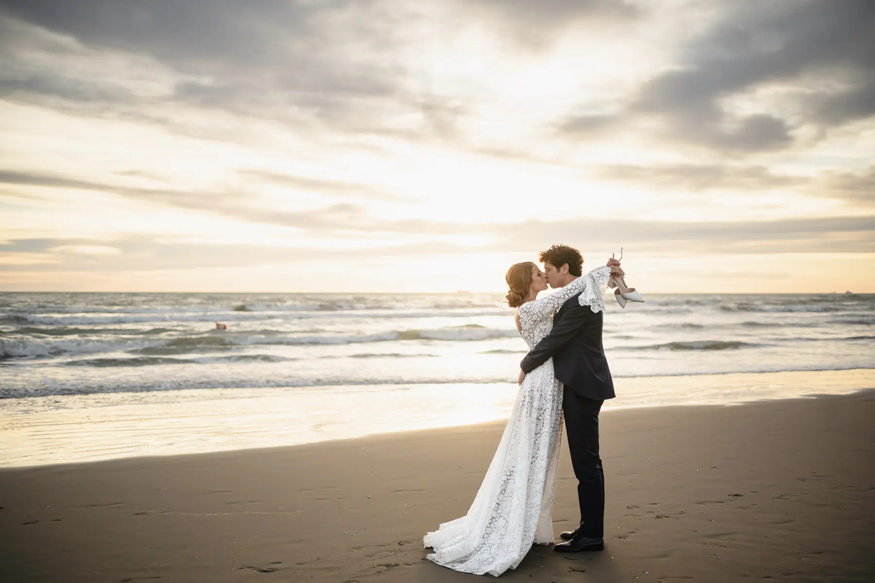 lace wedding dress