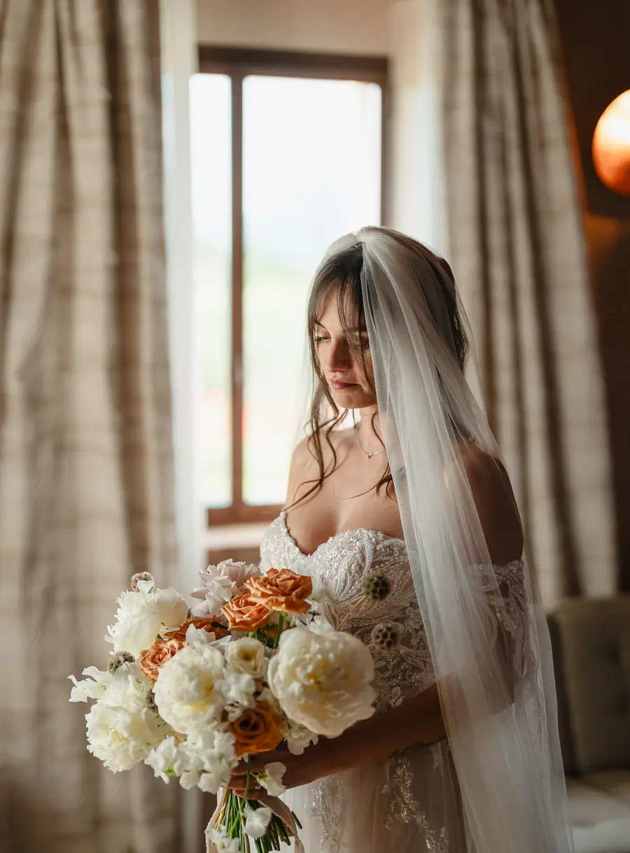 peony and rose bouquet