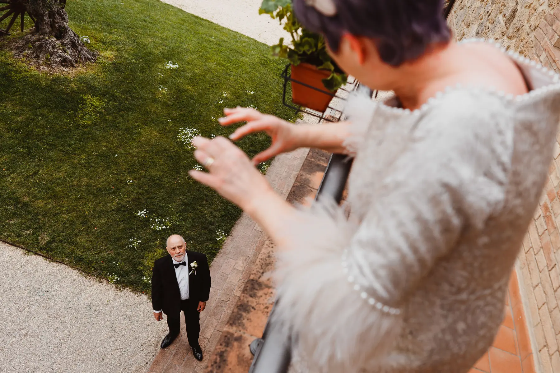 Wedding in the San Galgano Abbey - Picture n. 17
