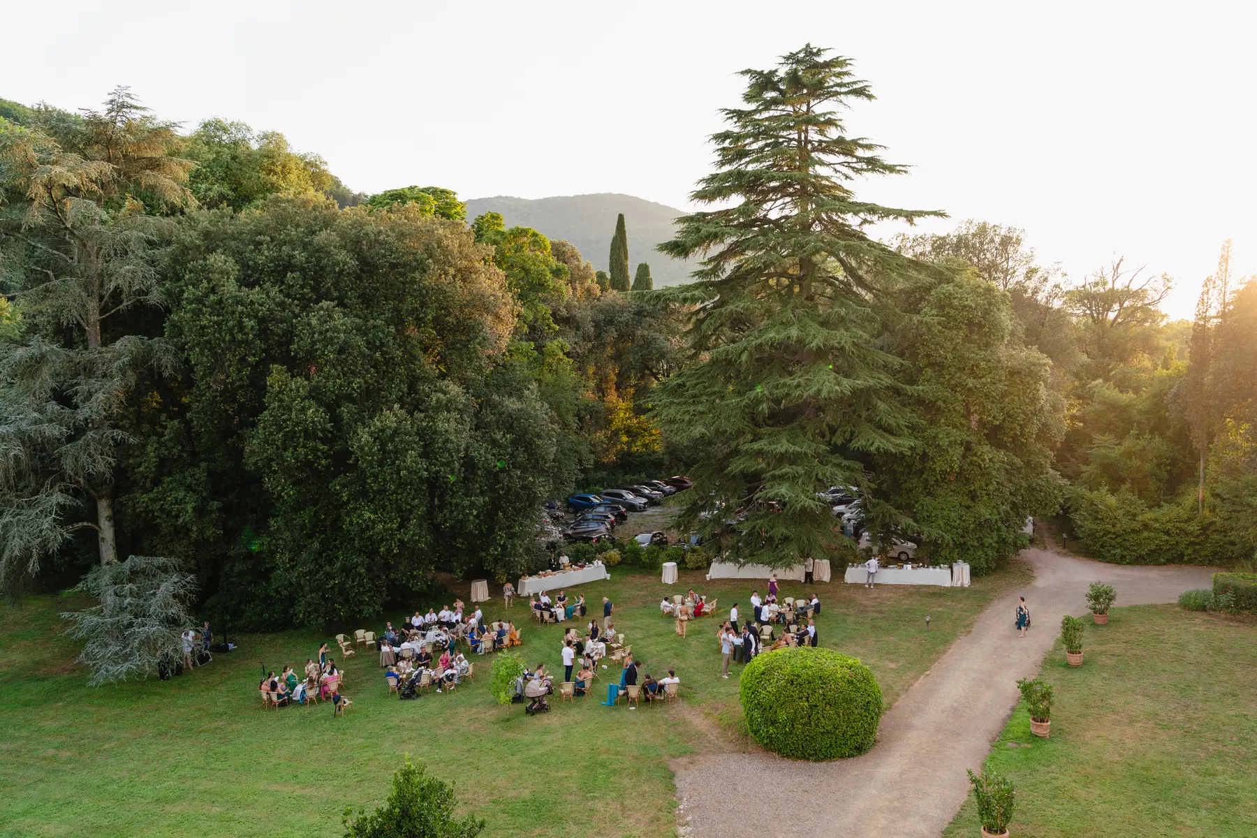 photo  Elegant Wedding In Villa Rossi Lucca